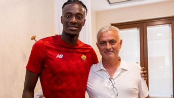 Valued At IDR 672.9 Billion And Given Number 9, What Will Tammy Abraham Bring To Rome?