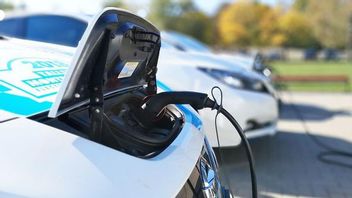 General Motors To Build 2,000 EV Charging Network Along Coastal Roads In US