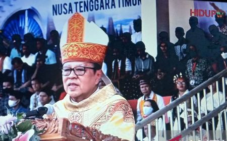 Pimpin Misa Pesparani di Kupang, Uskup Agung Jakarta Mendoakan Korban Meninggal Terbakarnya Kapal Cantika Expres 77