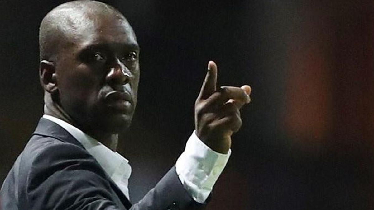 Seedorf Against Racism: Yellow Card For Player Who Shuts His Mouth While Talking