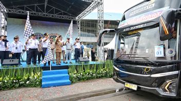 Kemenhub Berangkatkan 93 Bus Mudik Gratis Natal dan Tahun Baru 2025