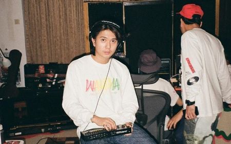 Iqbaal Ramadhan Resmi Debut Sebagai Baale dengan Tiga Single Baru