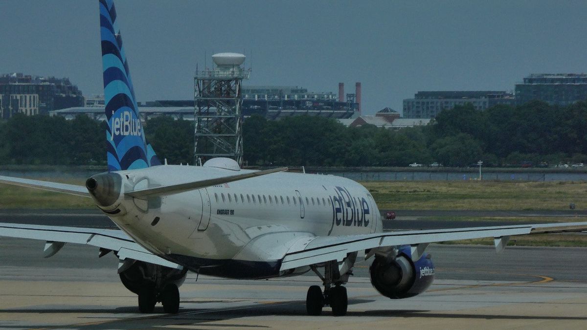 Les compagnies aériennes JetBlue ne distribuent plus de la nourriture chaude aux passagers des classes économiques