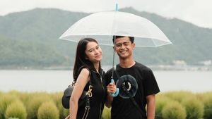Azizah Salsha Enggan Bahas Soal Perceraian dengan Pratama Arhan: Doain aja ya!
