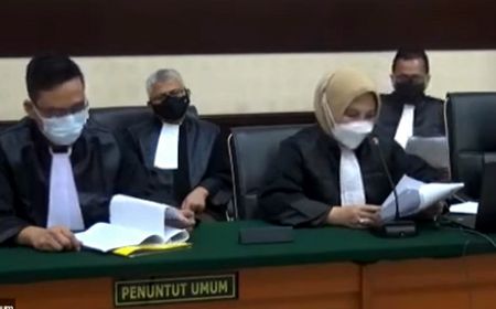 Rizieq Shihab Keluar dari Ruangan, Sidang Dilanjutkan untuk Kasus Kerumunan Megamendung