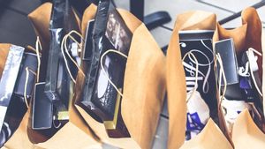 Faktor-faktor yang Memengaruhi Desain Produk Apa Saja? Cari Tahu Jawabannya di Sini 