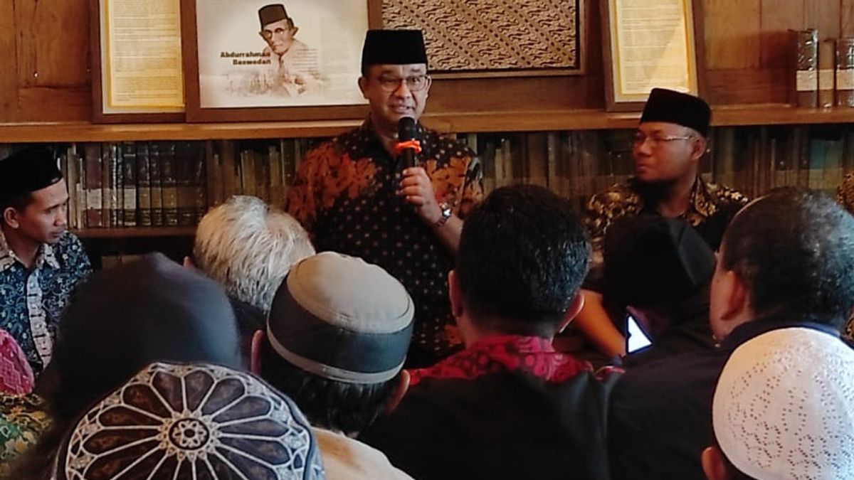 Residents From West Java To East Java Come To Anies' House, Asking The DKI Governor To Become A Presidential Candidate For 2024