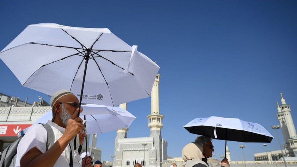 Remember, These are the Signs of Dehydration that Must be Wary of Hajj