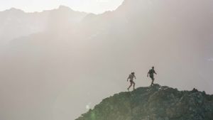 Arc’teryx Peringatkan Konsumen Terkait Pembukaan Toko Tidak Resmi di Salah Satu Mal Besar Jakarta