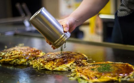 Jepang Tuan Rumah KTT G7, Akademi Kuliner Hiroshima Hadirkan Okonomiyaki Internasional