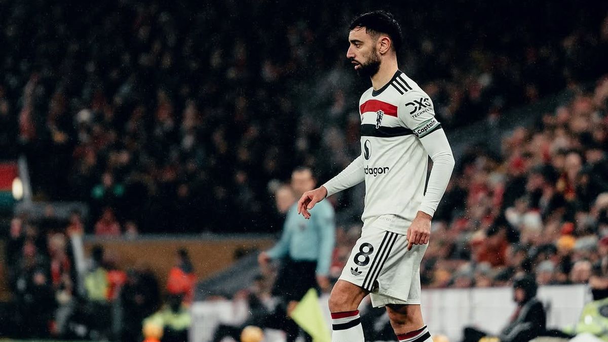 Bruno Fernandes est contrarié par une performance inconsistante de Manchester United, contrairement à Liverpool