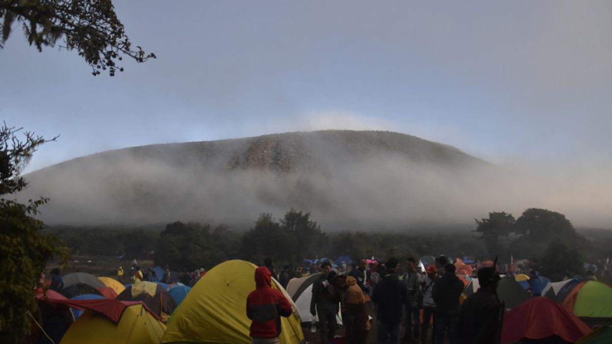Commemorating The 76th Anniversary Of The Republic Of Indonesia, Mount Dempo Climbers Must Have Vaccinations