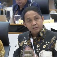 Menhut Raja Juli Siap Dievaluasi Buntut Banjir dan Longsor Sumatera