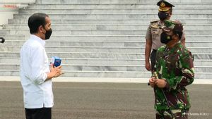 Jokowi Minta Panglima TNI Awasi Betul 300 Ribu Obat Gratis untuk Isoman Pasien COVID-19