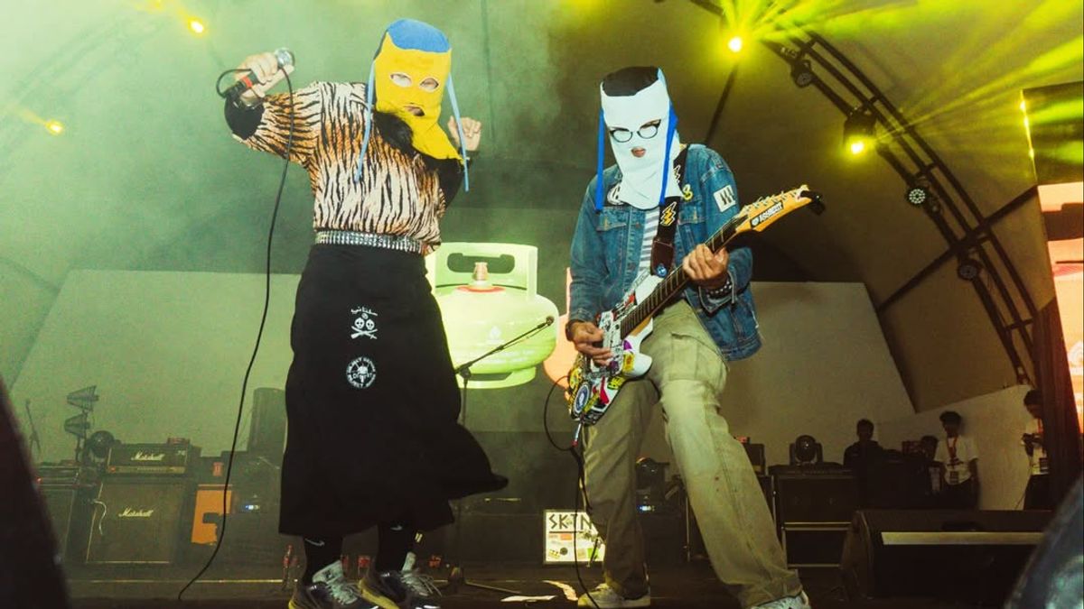 Dukungan untuk Sukatani Bermunculan Usai Ditariknya Lagu Bayar Bayar Bayar