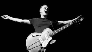 Konser Bryan Adams di Australia Dibatalkan Tiba-tiba Akibat Timbunan Limbah