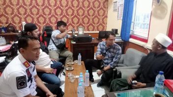 Ustaz Arrested For Smuggling Methamphetamine Drugs Into Banyuwangi Prison