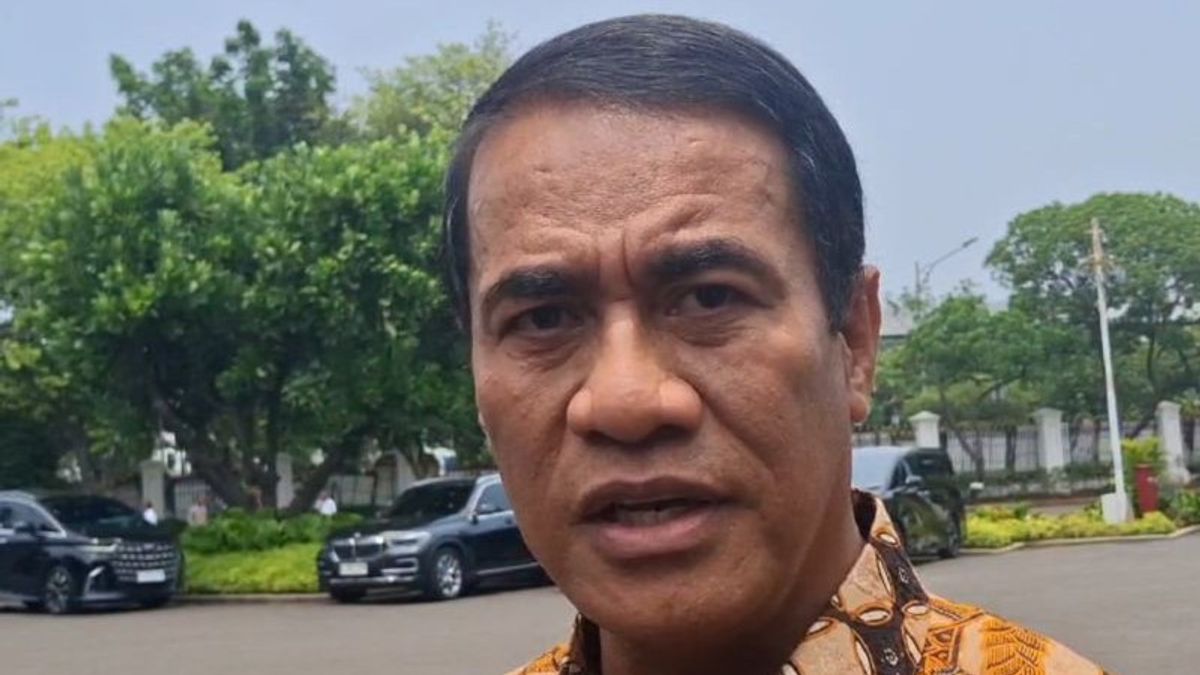 Andi Amran Tepis Jadi Mentan Kabinet Prabowo Karena Haji Isam