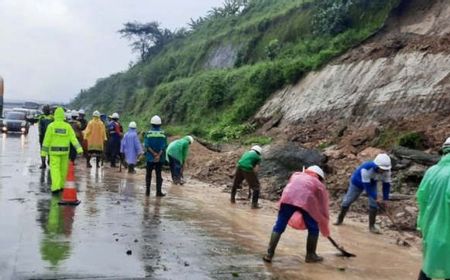 Longsor Bikin Sebagian Ruas Tol Semarang-Solo di KM 436 'Raib'