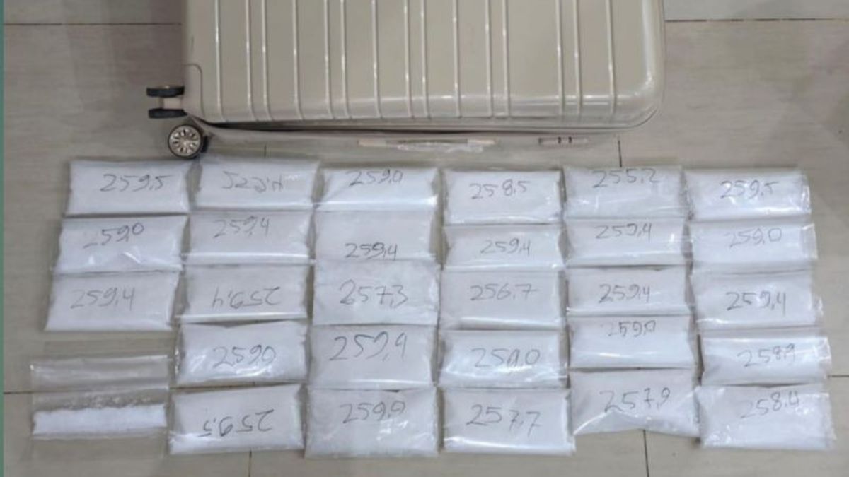 Polda Riau Telusuri Jaringan Dua Kurir Penyelundup 13 Kilogram Sabu-sabu