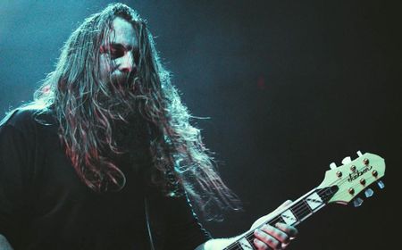 Ketika Gitaris Lamb Of God Melepas Album Akustik