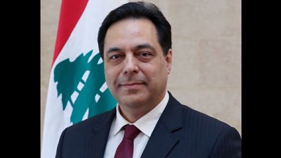 وأثناء استقالته ، شتم رئيس الوزراء اللبناني النخبة السياسية الفاسدة