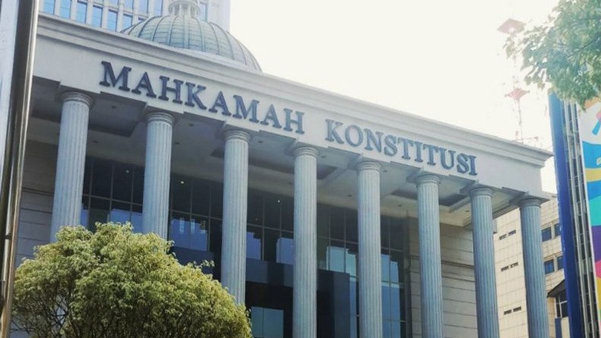 PKS Daftarkan Gugatan <i>Presidential Threshold</i> 20 Persen ke Mahkamah Konstitusi 