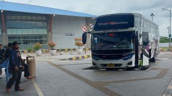 School Holidays, Akap Bus Ticket Prices At Pulo Gebang Terminal Up 20 Percent