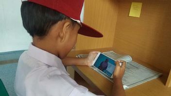 Testing The Creativity Of Teachers In Banyumas In Distance Learning