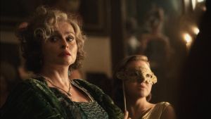 Helena Bonham Carter Jadi Pemeran Utama Serial <i>The White Lotus 4</i>