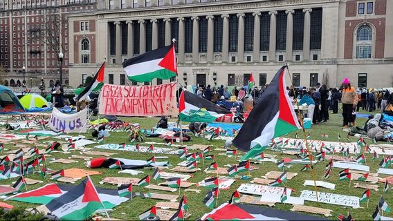 إشادة بالحتجاج المؤيد لفلسطين من قبل طالب أمريكي، خامنئي إيران: أنت تقف على الجانب الحقيقي من التاريخ