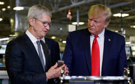 Tim Cook Ucapkan Selamat kepada Donald Trump atas Kemenangan Pemilu Kedua