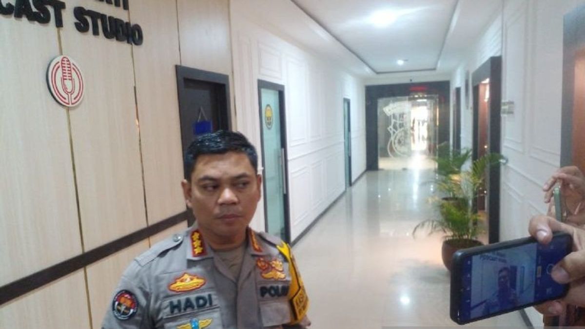 La police de Sumatra du Nord fixe des membres de la KPU Padangsidimpuan suspects d’examen de Caleg
