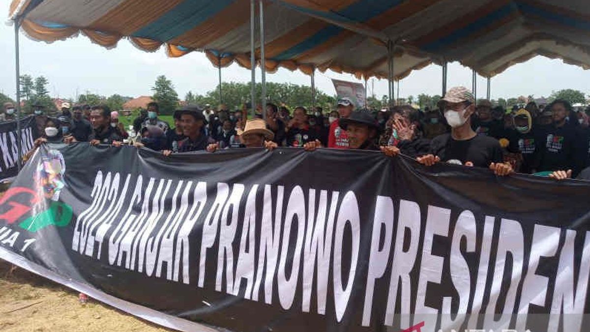 Declaration Of Support Unveils Poster '2024 Ganjar Pranowo Prisden,' Indramayu Farmers Believe Ganjar Is Suitable To Replace Jokowi