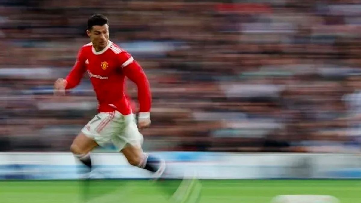 Cristiano Ronaldo Rela Turun Gaji Demi tinggalkan Manchester United