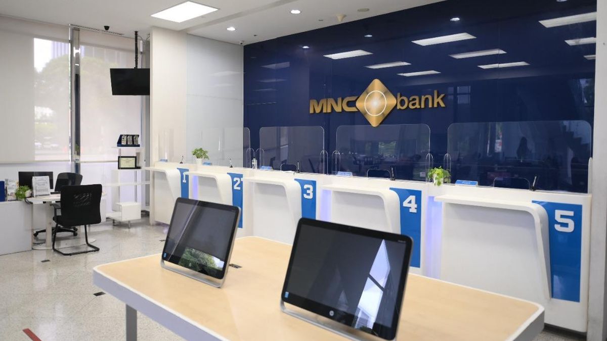 複合企業Hary Tanoesoedibjoが所有する銀行は、2021年に2桁成長した128億ルピアの純利益成長を計上しました。