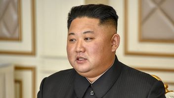 Kim Jong-un Merayakan Tahun Baru dengan Berziarah Kubur ke Makam Pendahulunya