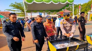 Bangkalan Kejari Destroys 2.8 Million Illegal Cigarettes