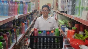 Business Inspiration From Small Stores In Depok, Starting From The Mother's Kitchen