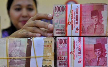 Analis: Rupiah Selasa Bakal Menguat Meski Kasus Harian COVID-19 Mencapai 40.000