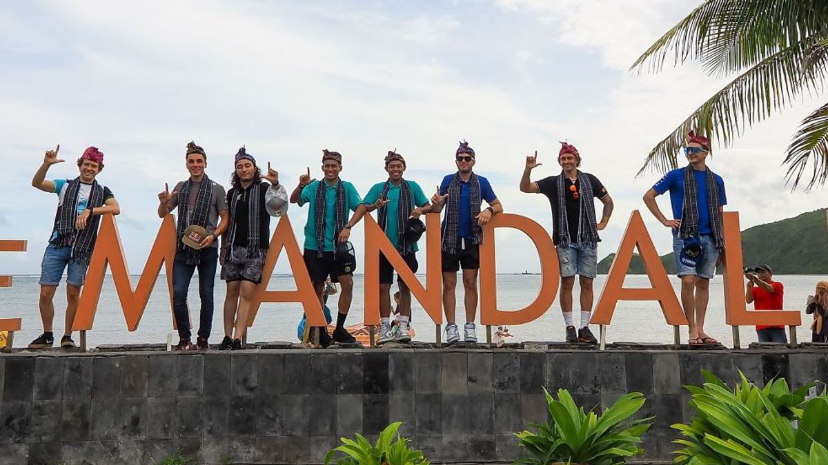 Share The Exciting Moment Of Racers Participating In Cultural Carnivals In Mandalika, WSBK: Indonesia Is Always Extraordinary