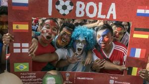 Migrasi Digital Belum Sempurna, Gerindra Minta Kominfo dan Stasiun TV Tak Larang Warga Nobar Piala Dunia 2022