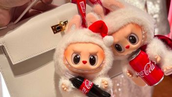 واكوكو ولامفو يظهران ، ويبقى شعبية لابوبو الدائمة في القمة