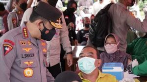 Dari Kawasan Borobudur, Kapolri Buka Vaksinasi Serentak Polri: Disiapkan Lebih 1,1 Juta Dosis Vaksin