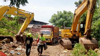 The Meeting Of The Plan To Demolish Houses In Pulogebang Only Involving 4 People From Hundreds Of Residents