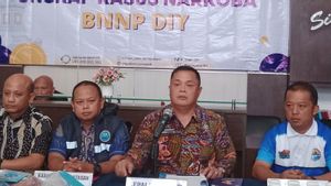    BNN DIY Gagalkan Penyelundupan 2,71 Kg Ganja dari Sumatera