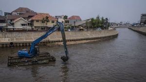 DKI Segera Relokasi Warga Terdampak Normalisasi Sungai ke Rusun Pasar Rumput