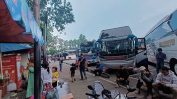 Ahead Of The Christmas And New Year Holidays, The Tangerang Poris Plawad Bus Terminal Alami Improved Passengers 30 Percent