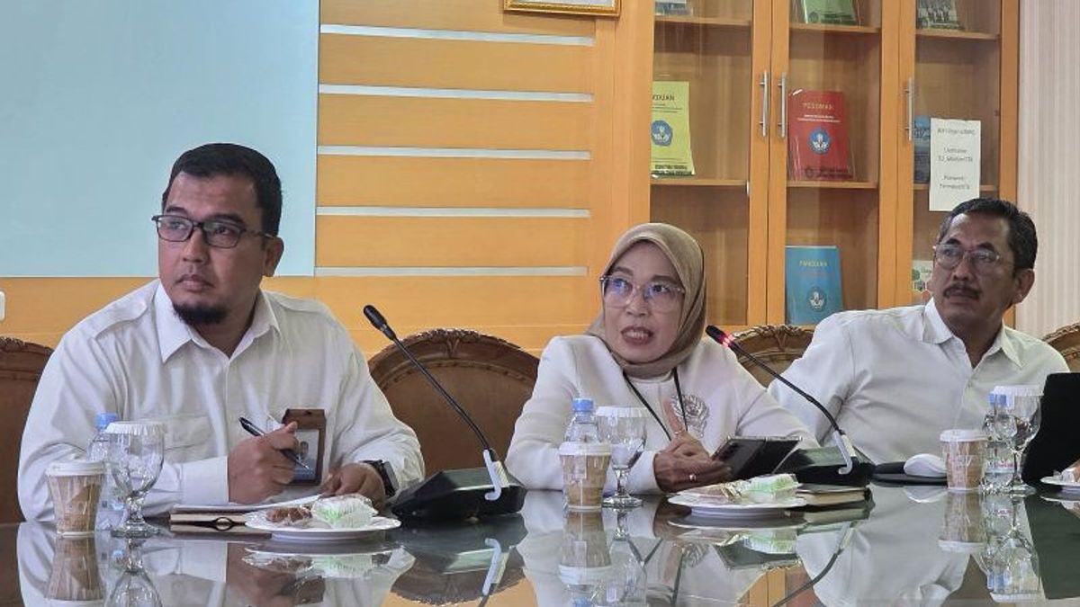 Pemerintah Tegaskan Guru Honorer Masih Dibutuhkan, Seleksi Baru Disiapkan