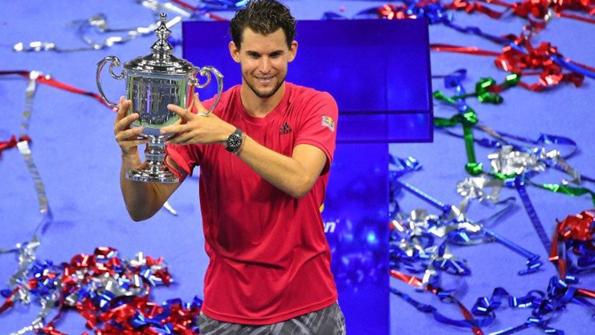 Gugup dan Tertinggal 2 Set, Dominic Thiem Juara US Open dalam Laga yang Berlangsung 2 Jam